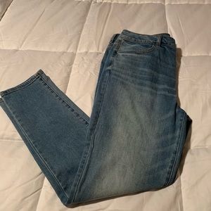 EUC Size 14 American eagle jegging!